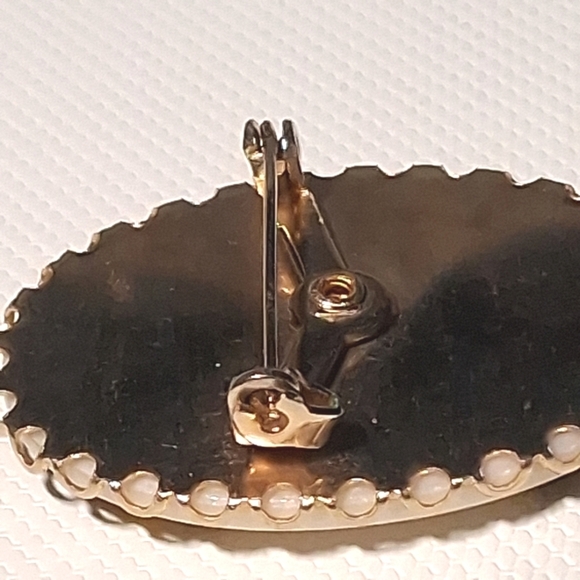 * Vintage Victorian Santa Christmas Cameo Pin Brooch - Picture 4 of 4